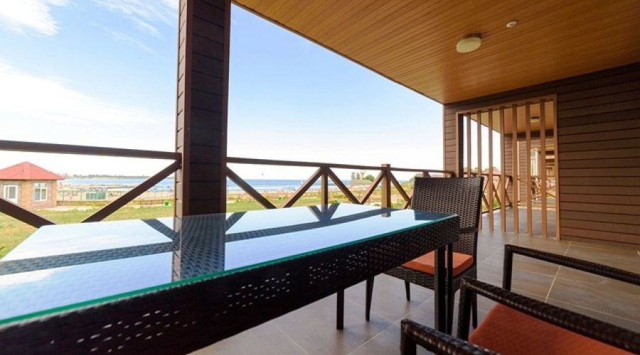 Family 4-местный  2комнатный корпус Deniz Resort с видом на озеро